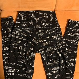 NWOT Lululemon leggings